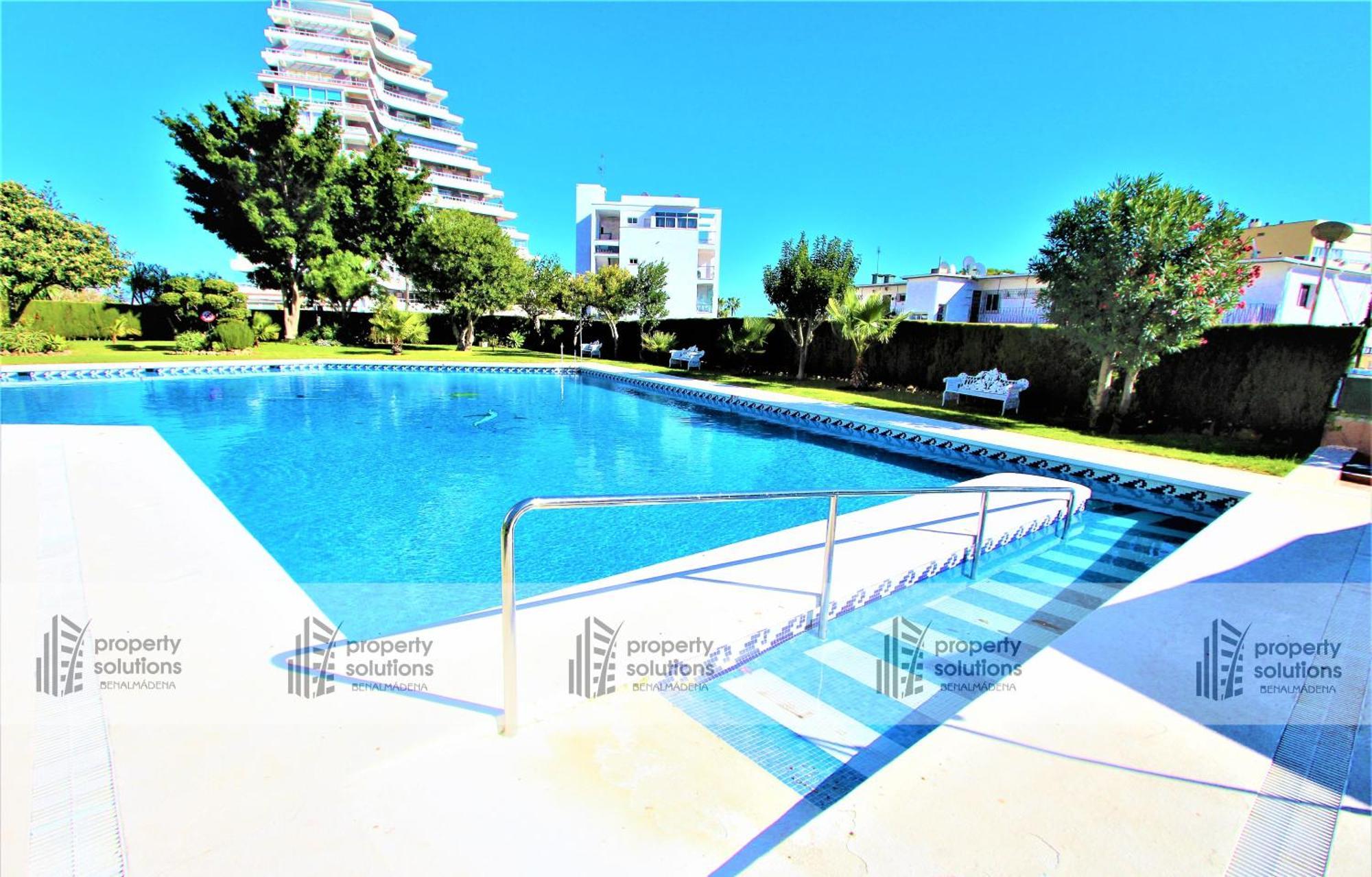 Delta Del Sur Apartamentos - Cerca De Tren, Restaurantes, Tiendas - Playa A 8 Min Caminando ベナルマデナ エクステリア 写真